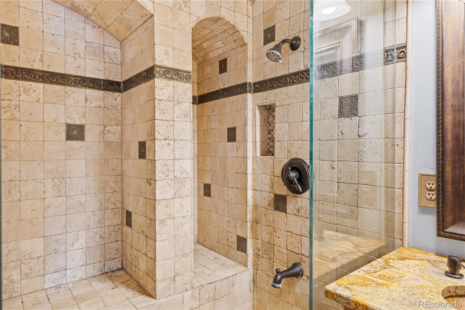 1196 N Grant Street Unit: 106