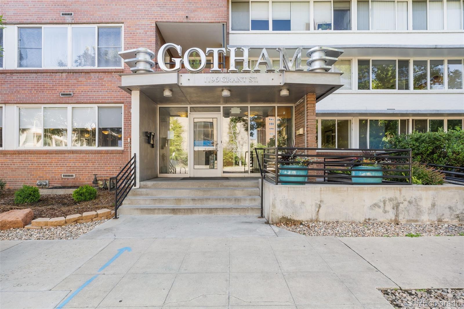 1196 N Grant Street Unit: 106