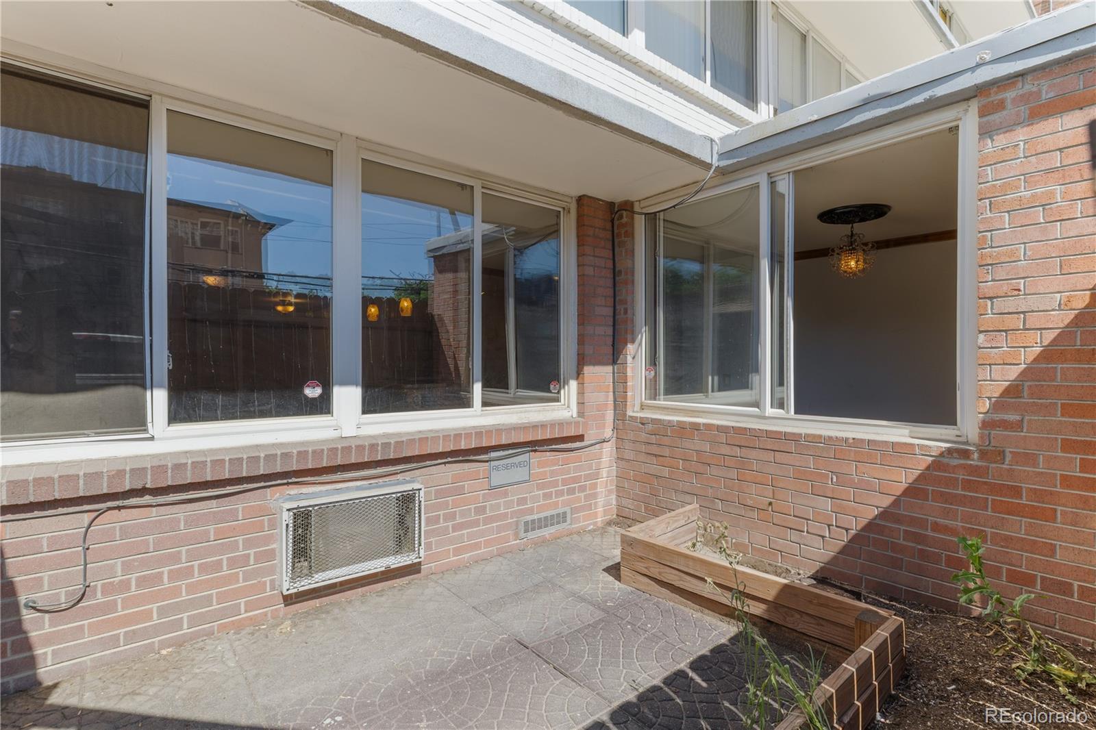 1196 N Grant Street Unit: 106