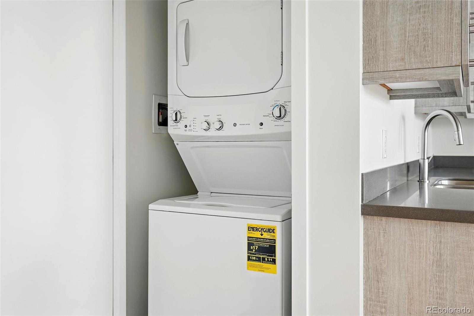 2835 W Parkside Place Unit: 305