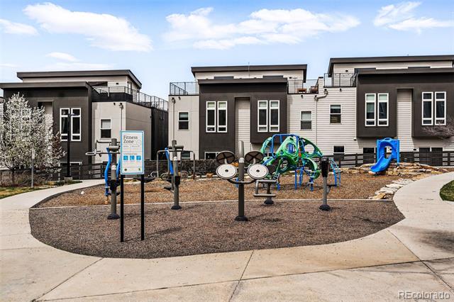 2835 W Parkside Place Unit: 305