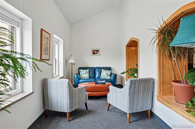 2835 W Parkside Place Unit: 305