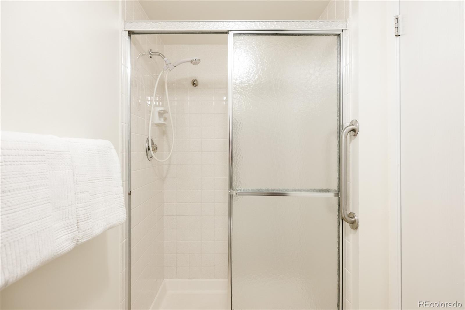 14300 E Marina Dr Unit: 105