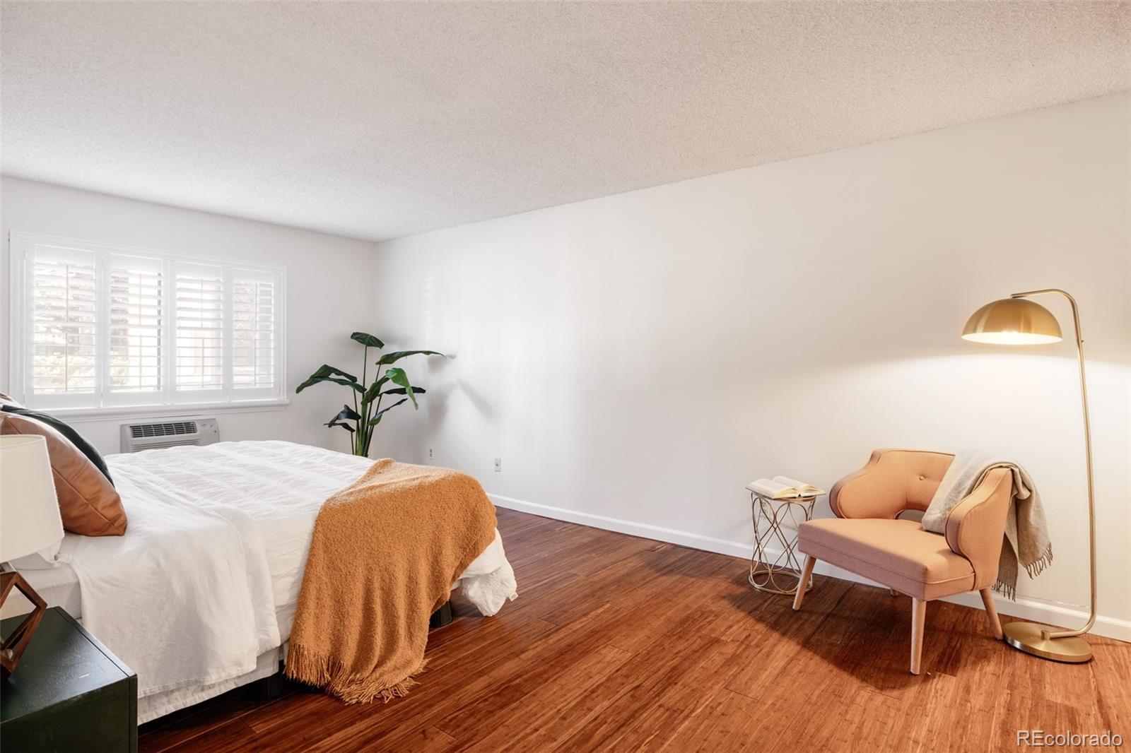 14300 E Marina Dr Unit: 105