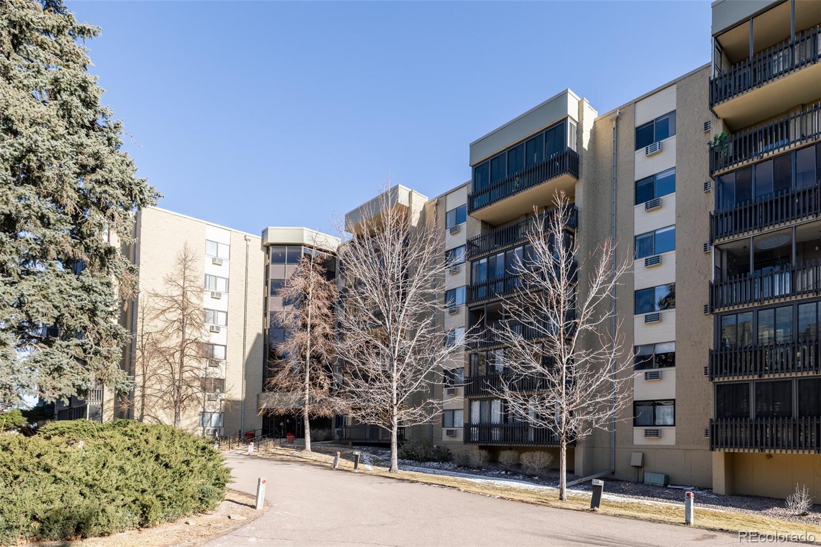 14300 E Marina Dr Unit: 105