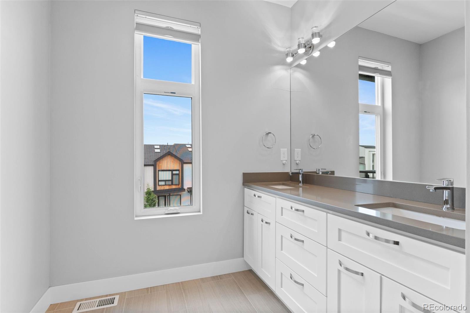 1284 Tennyson Street Unit: 1