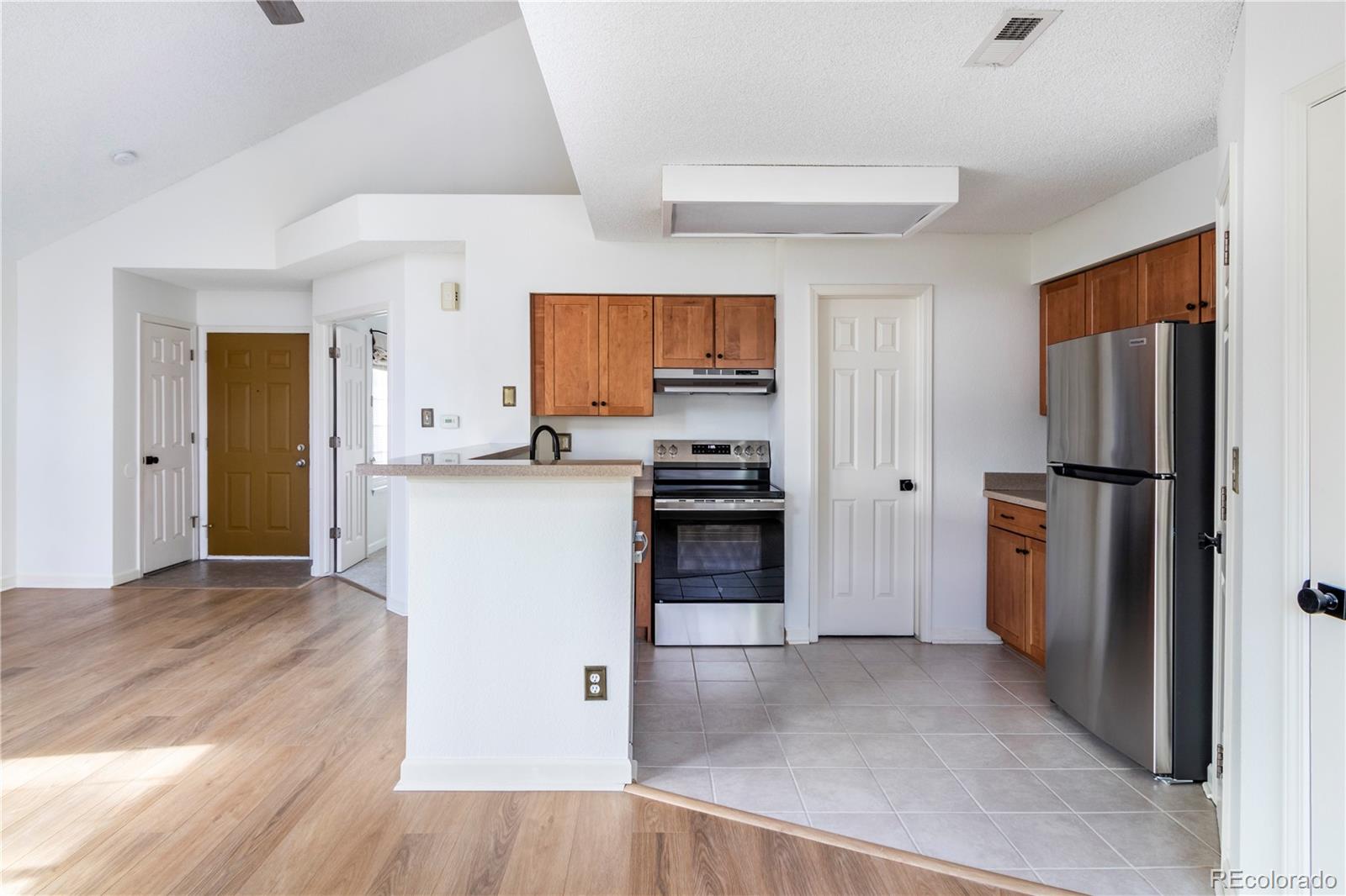 886 S Reed Court Unit: H