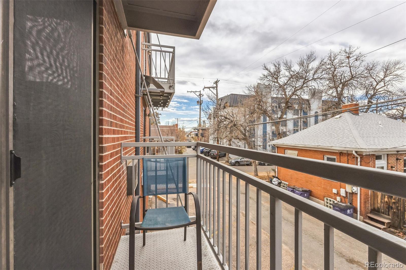 1 Pearl St Unit: 204