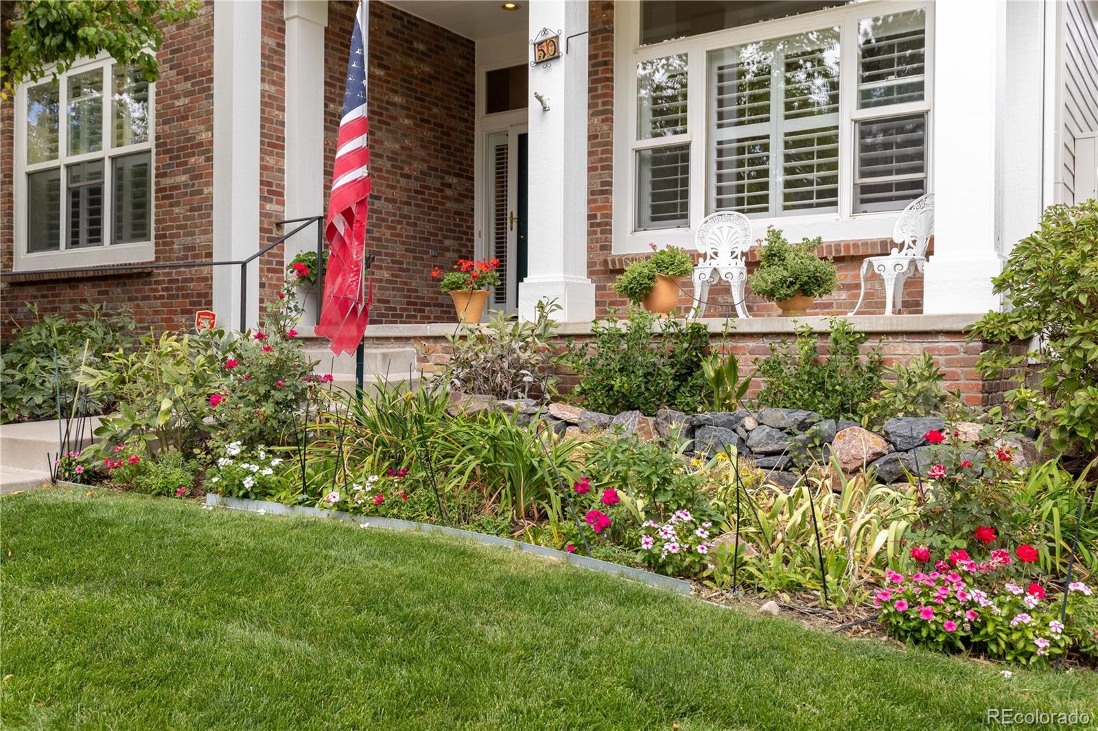 1011 S Valentia St Unit: 50