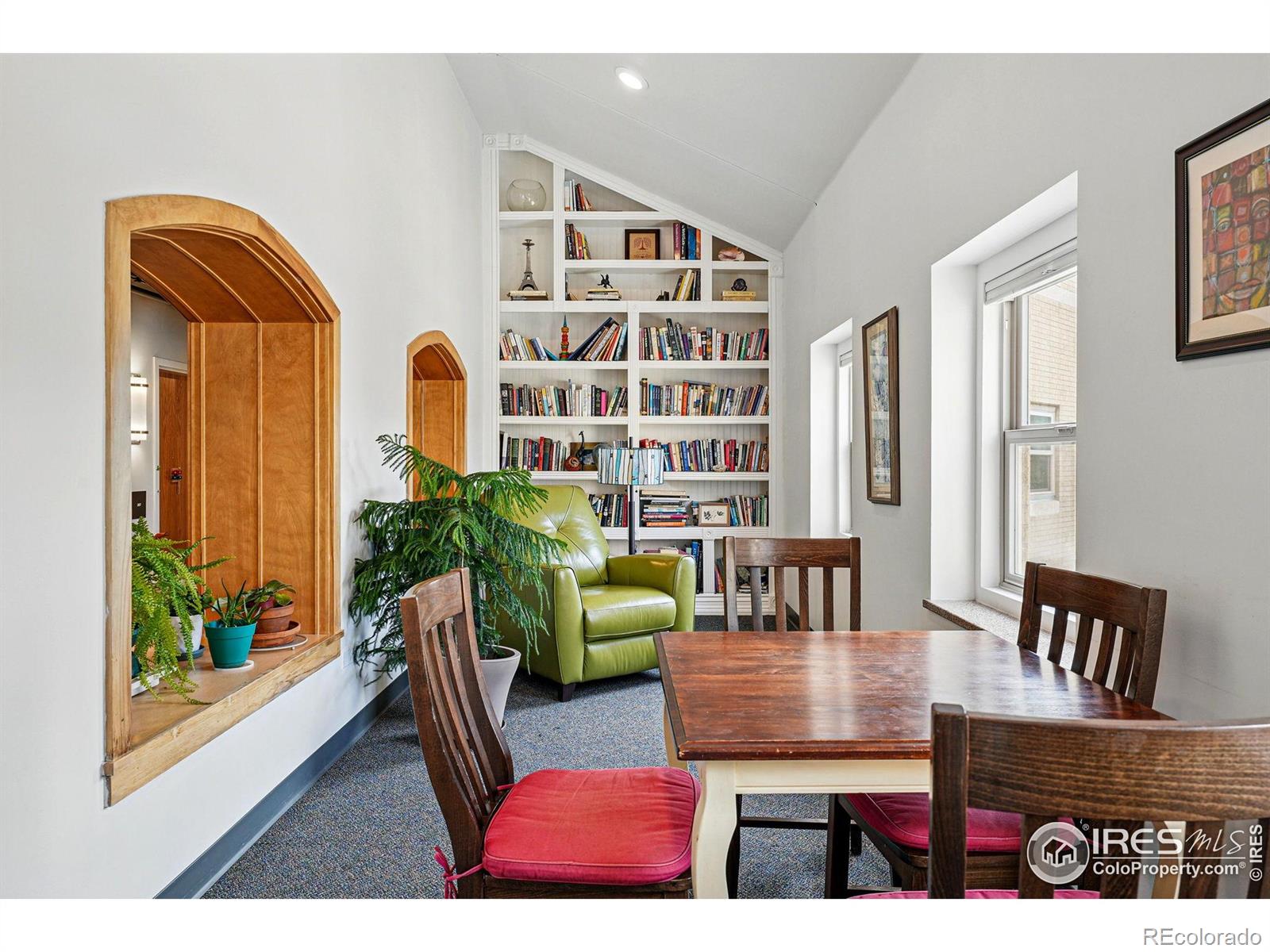 2835 W Parkside Place Unit: 305