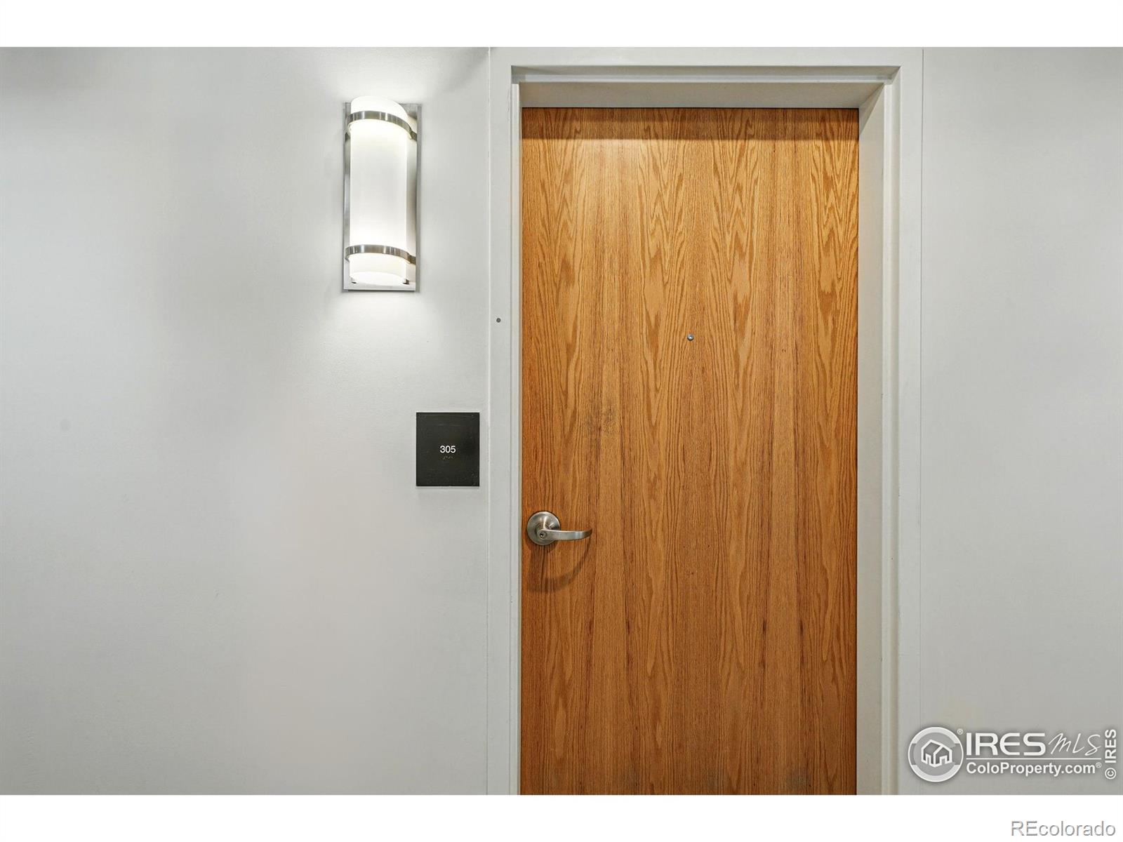 2835 W Parkside Place Unit: 305