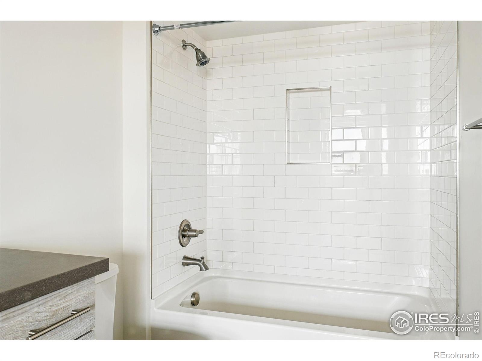 2835 W Parkside Place Unit: 305