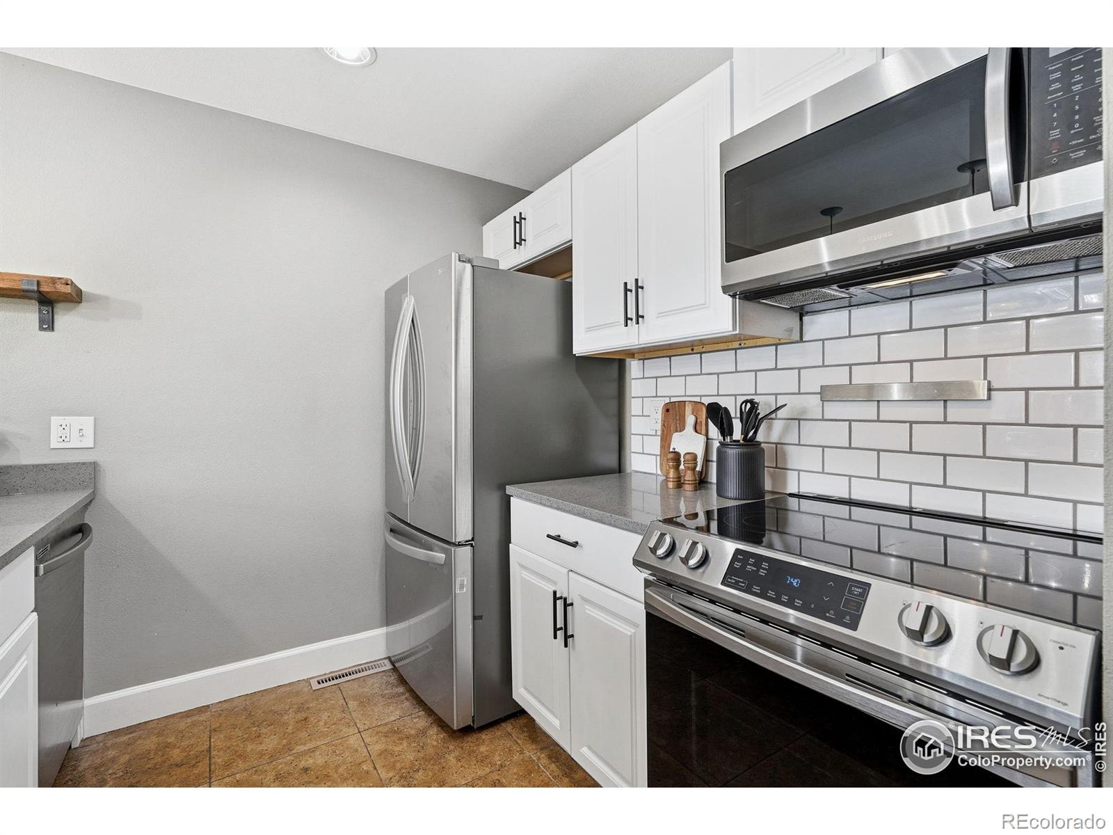 6790 E Mississippi Avenue Unit: F