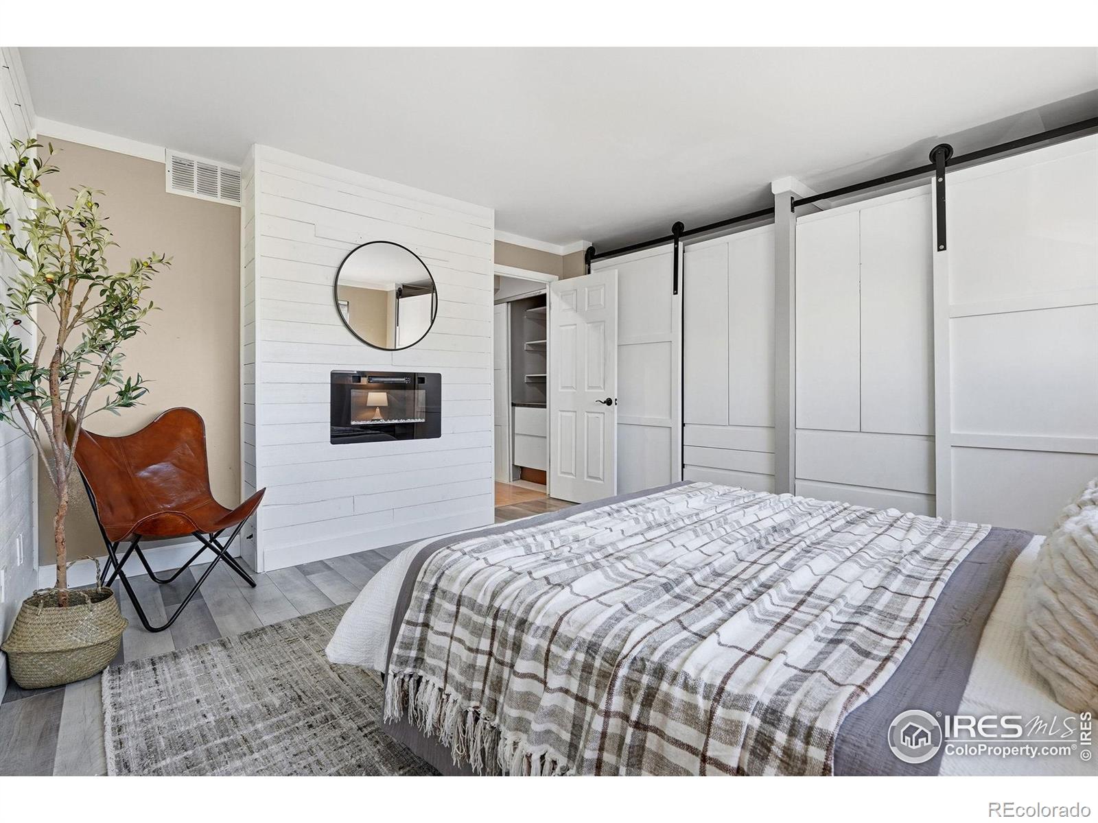 6790 E Mississippi Avenue Unit: F