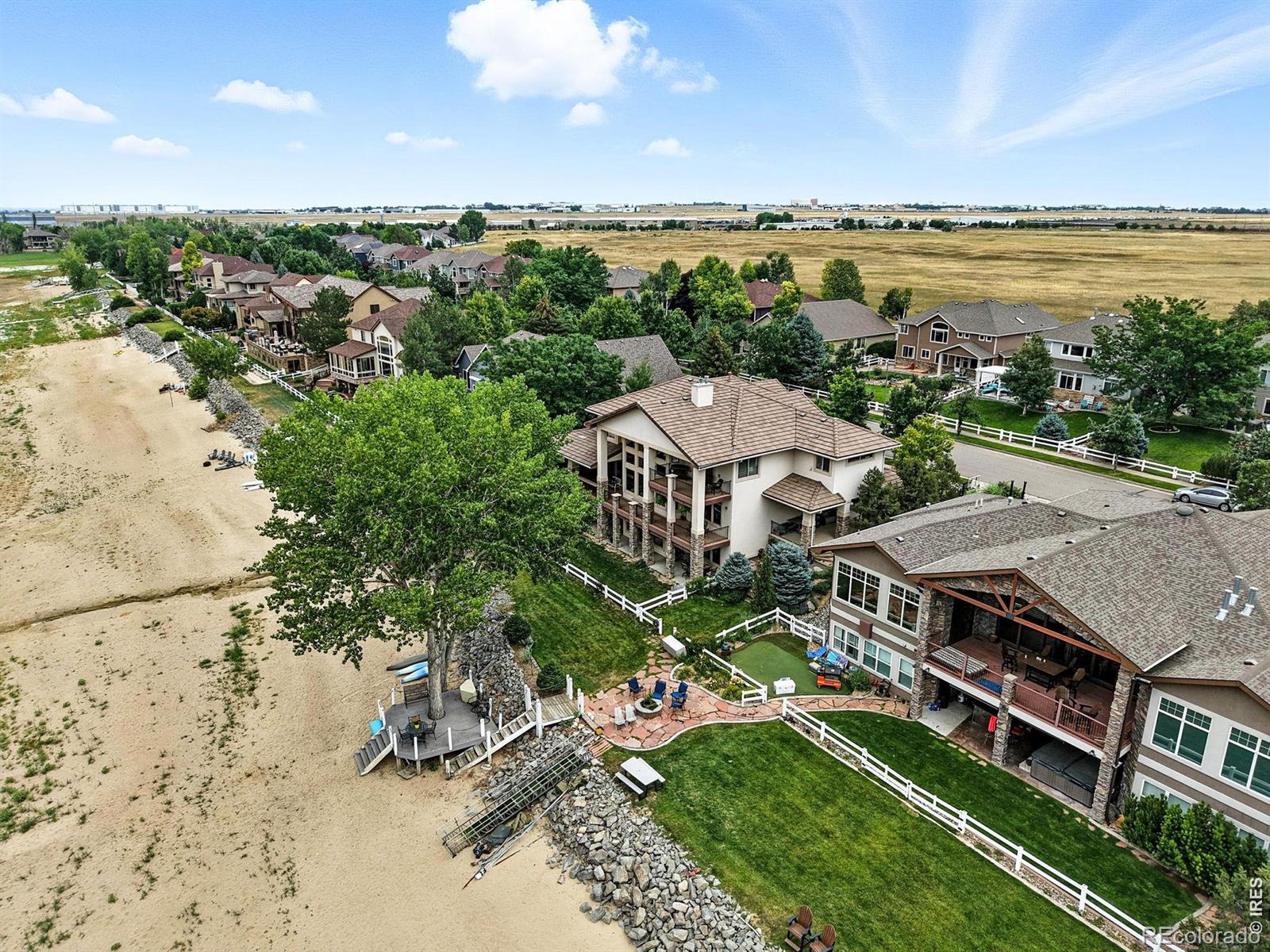 4725 Valley Oak Drive