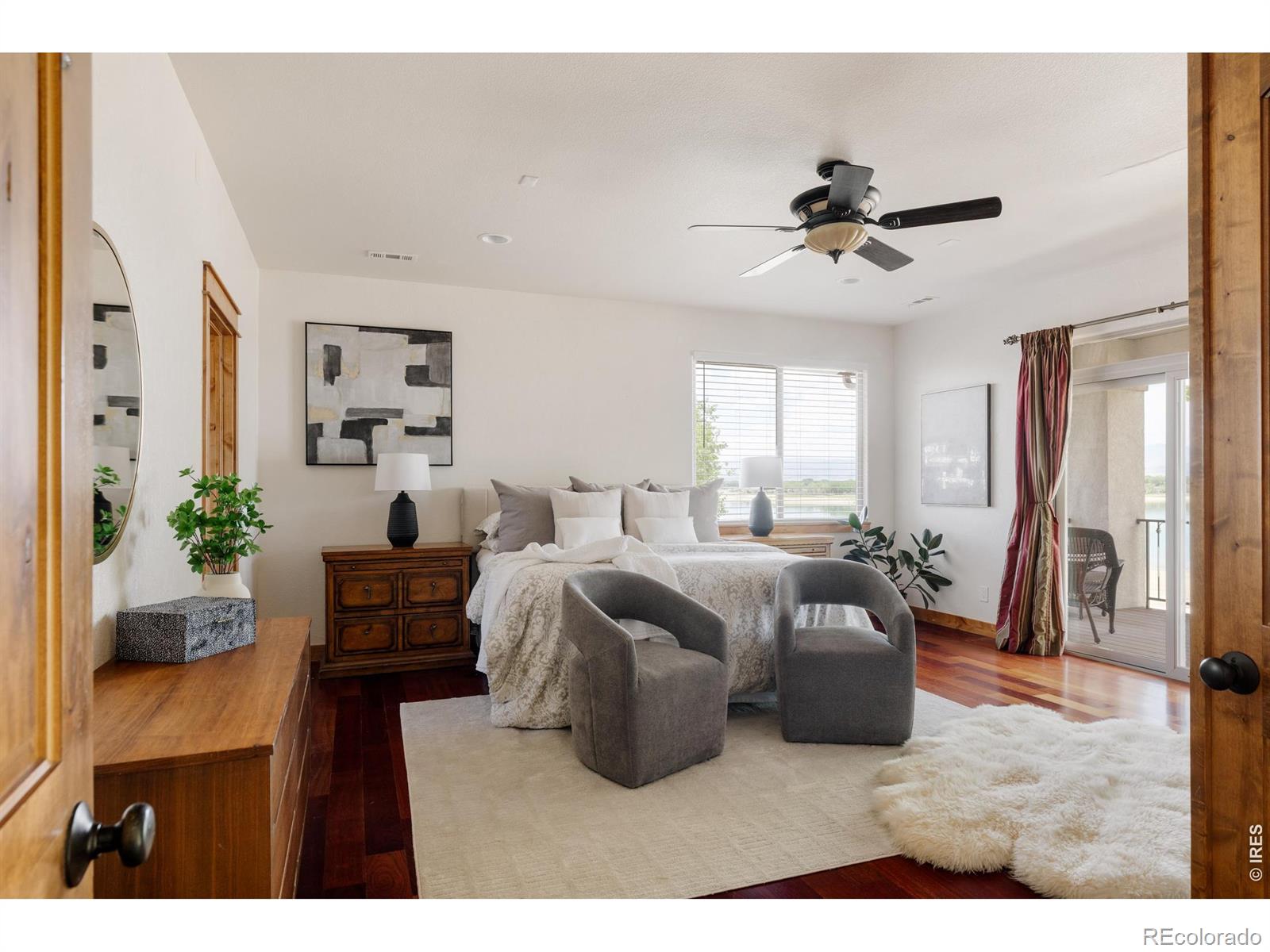 4725 Valley Oak Drive