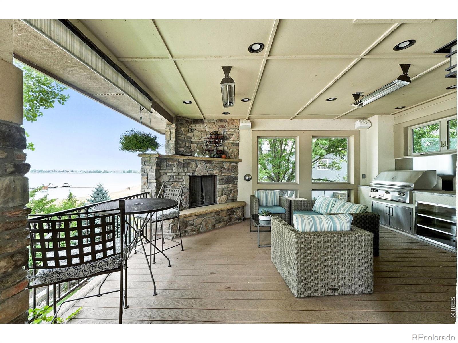 4725 Valley Oak Drive