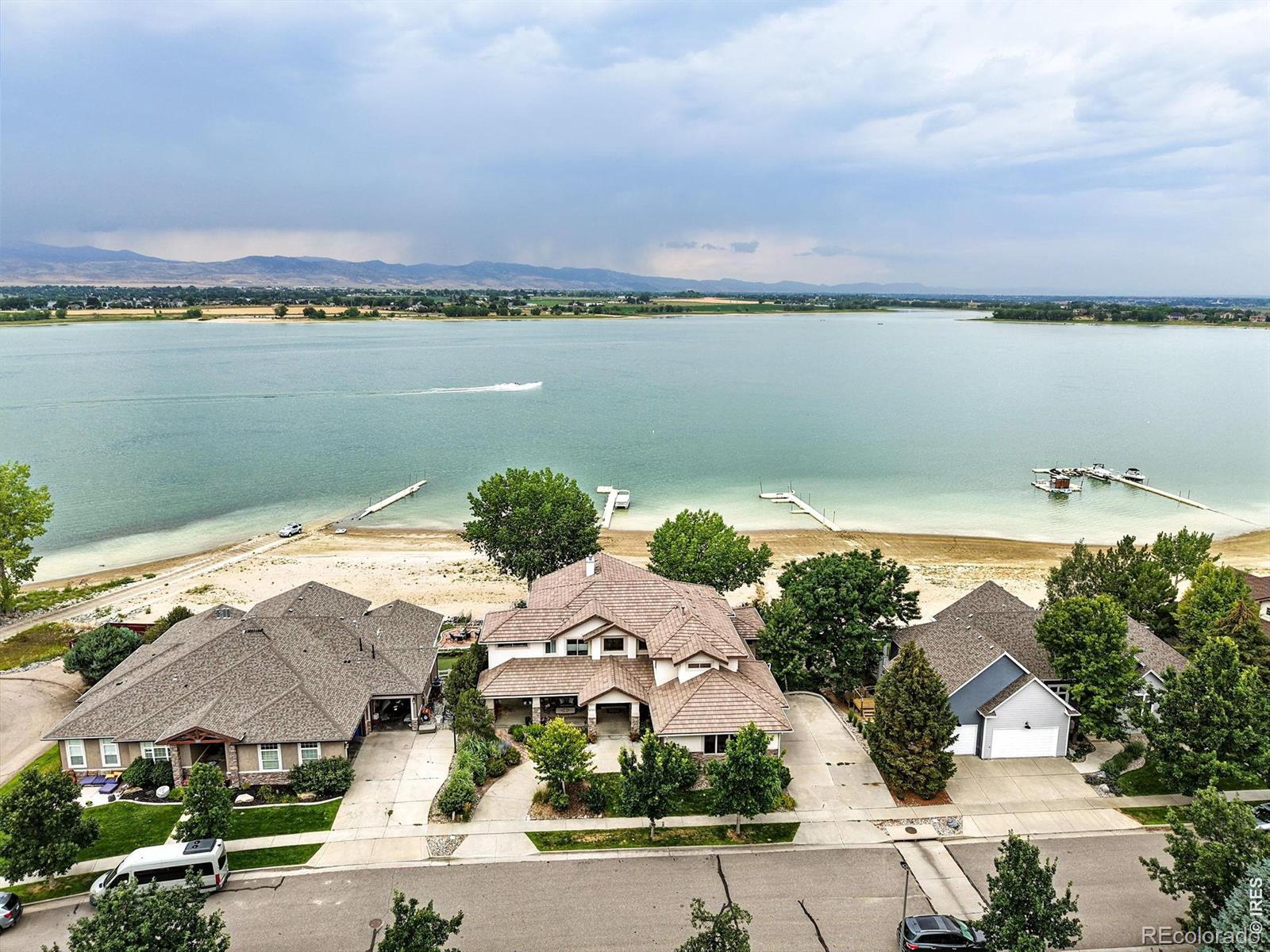 4725 Valley Oak Drive