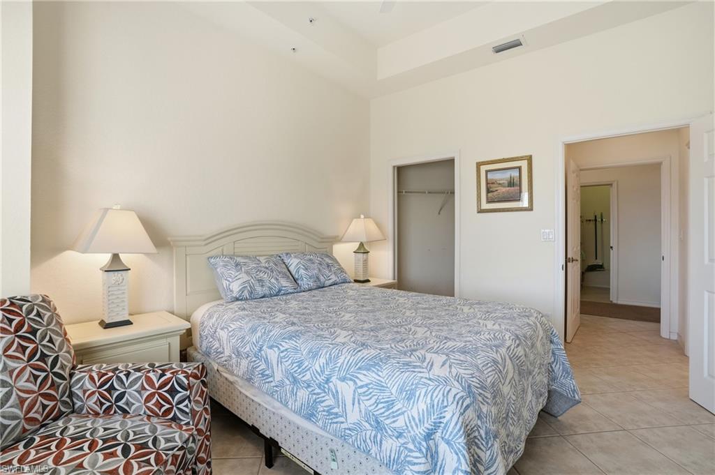 4183 Bay Beach LN Unit: 3P1