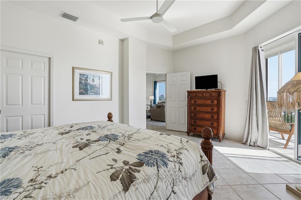 4183 Bay Beach LN Unit: 3P1