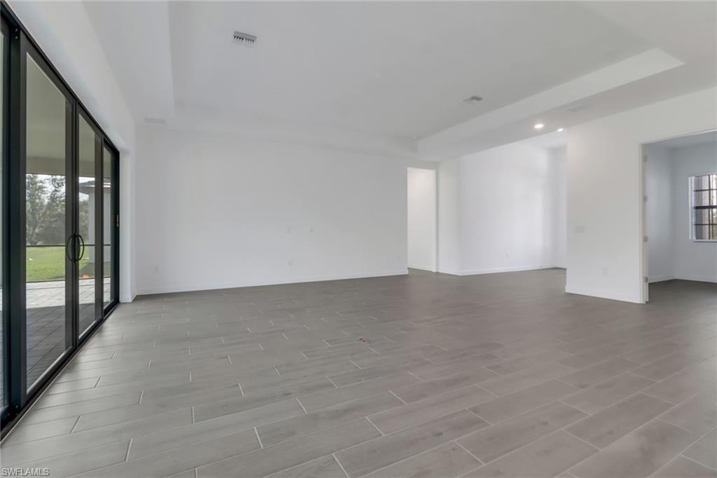 11045 Hanging Vine DR