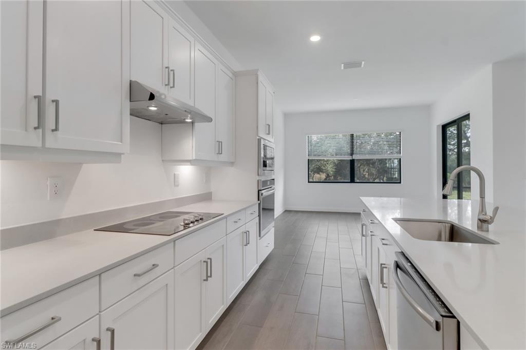 11045 Hanging Vine DR
