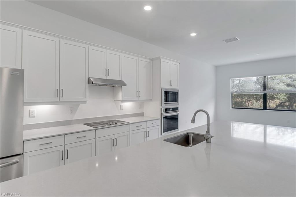 11045 Hanging Vine DR
