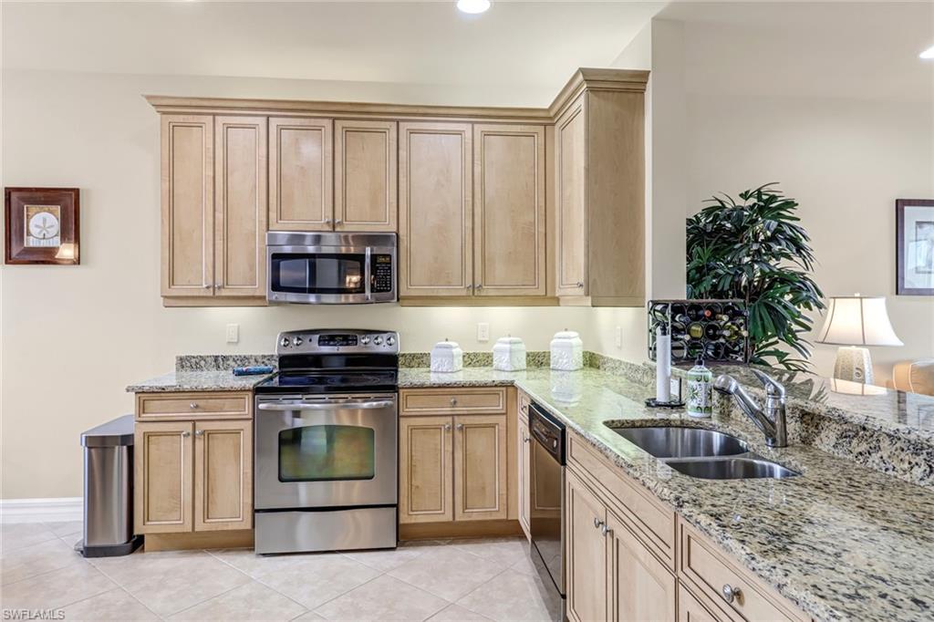 6552 Monterey PT # 203