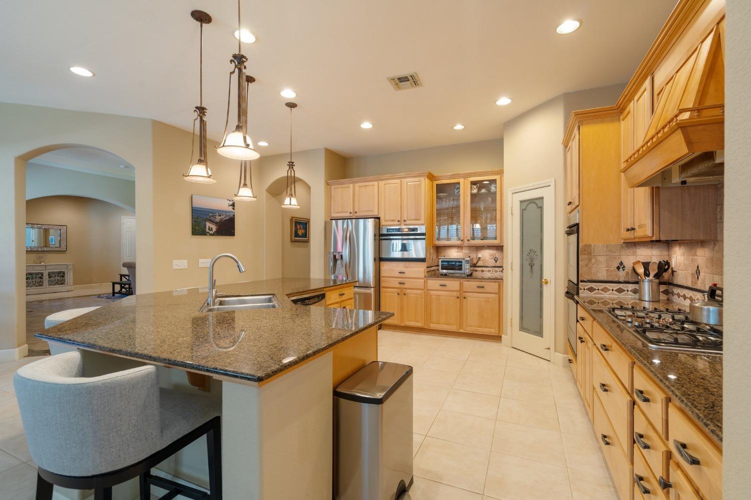 5016 Archcrest Way