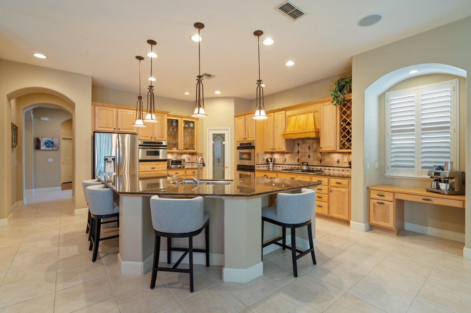 5016 Archcrest Way