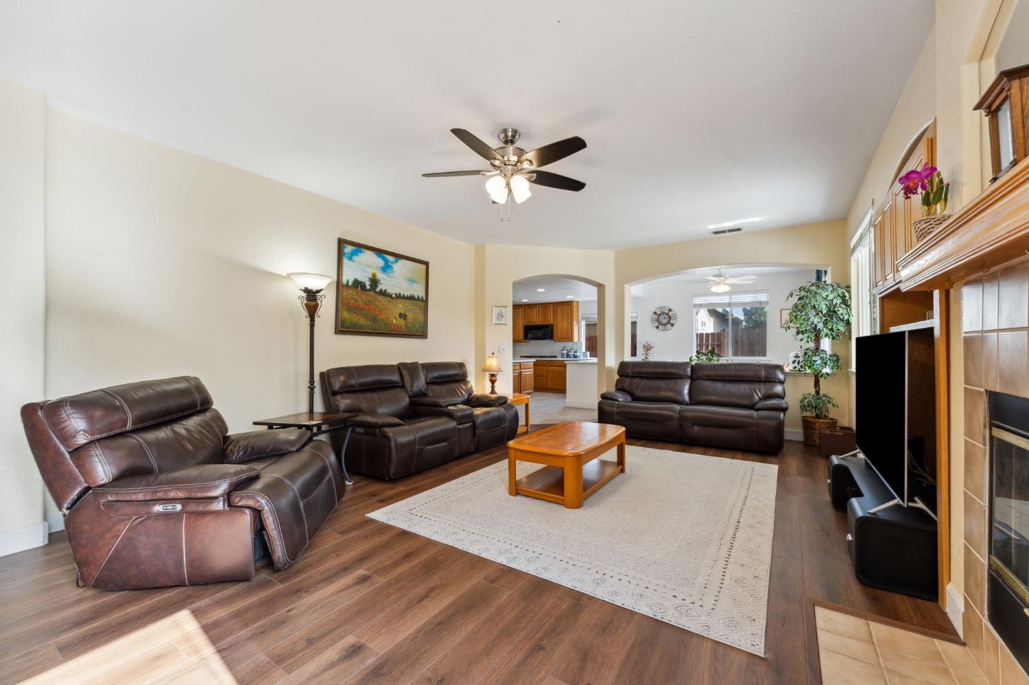 7 Mckilt Court