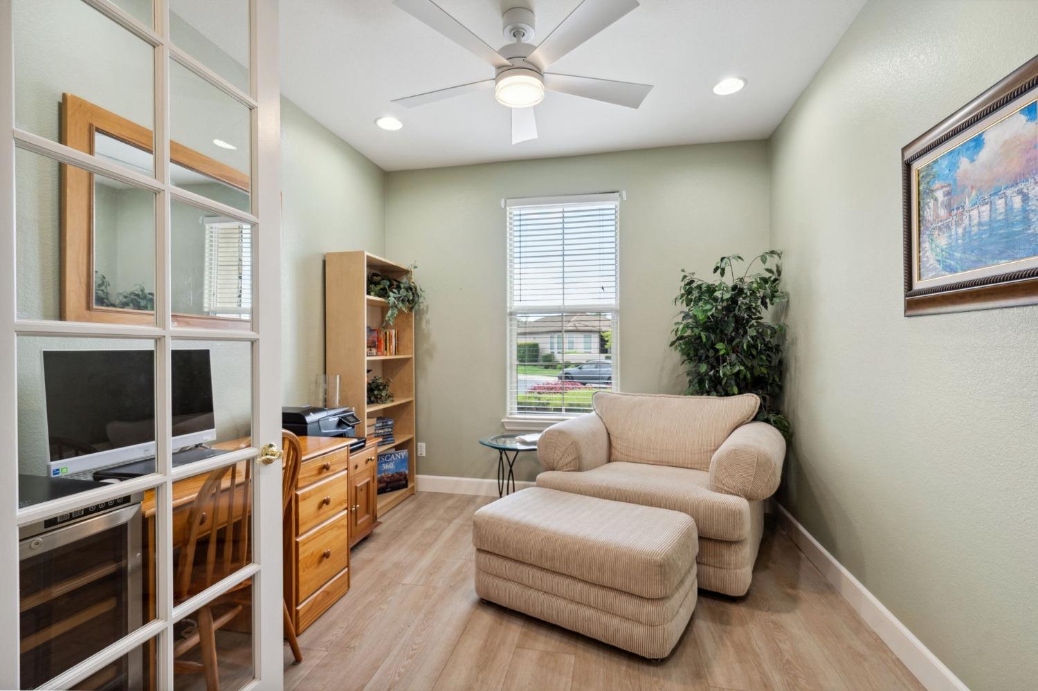 341 Perazul Circle