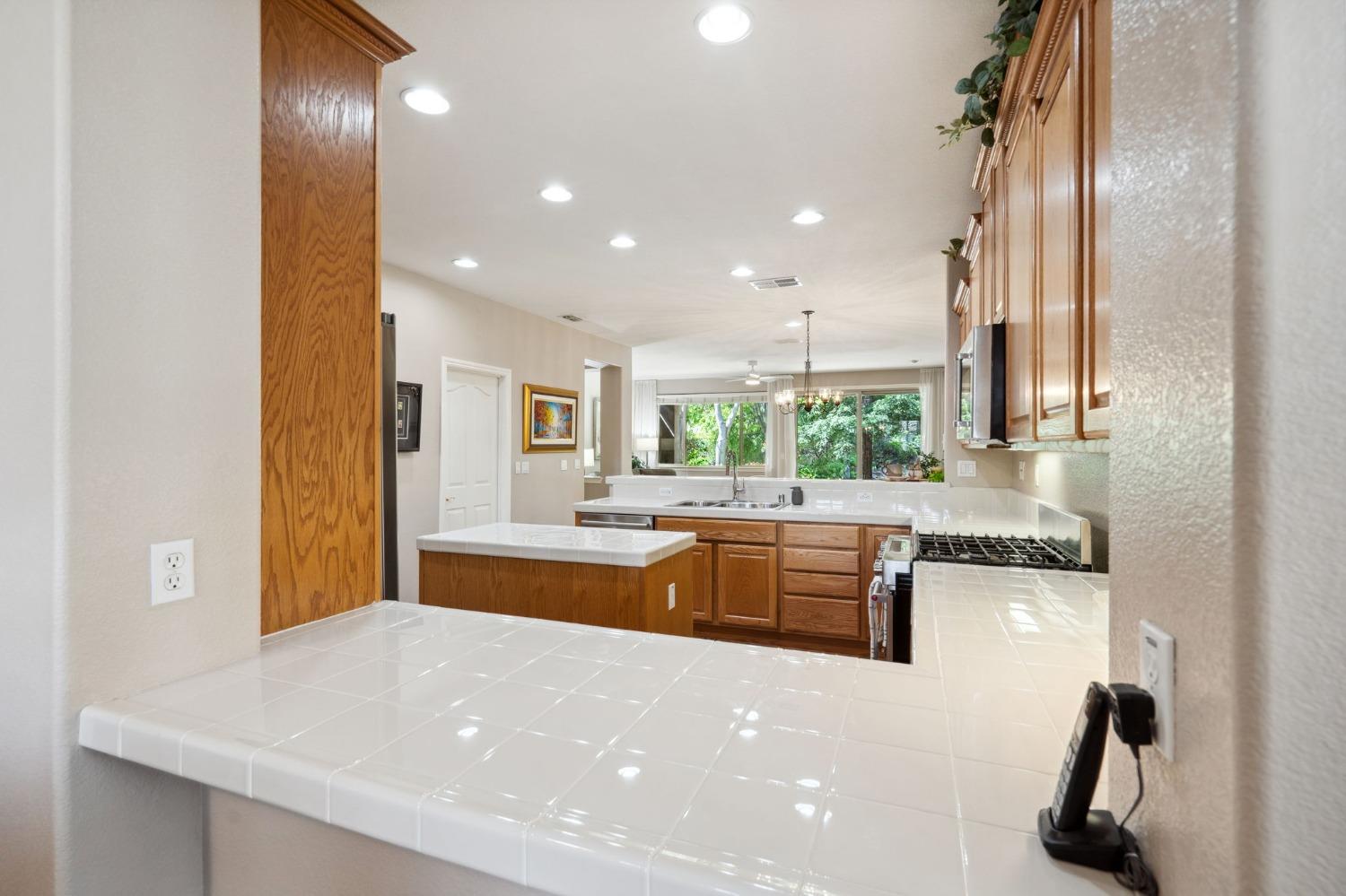 341 Perazul Circle