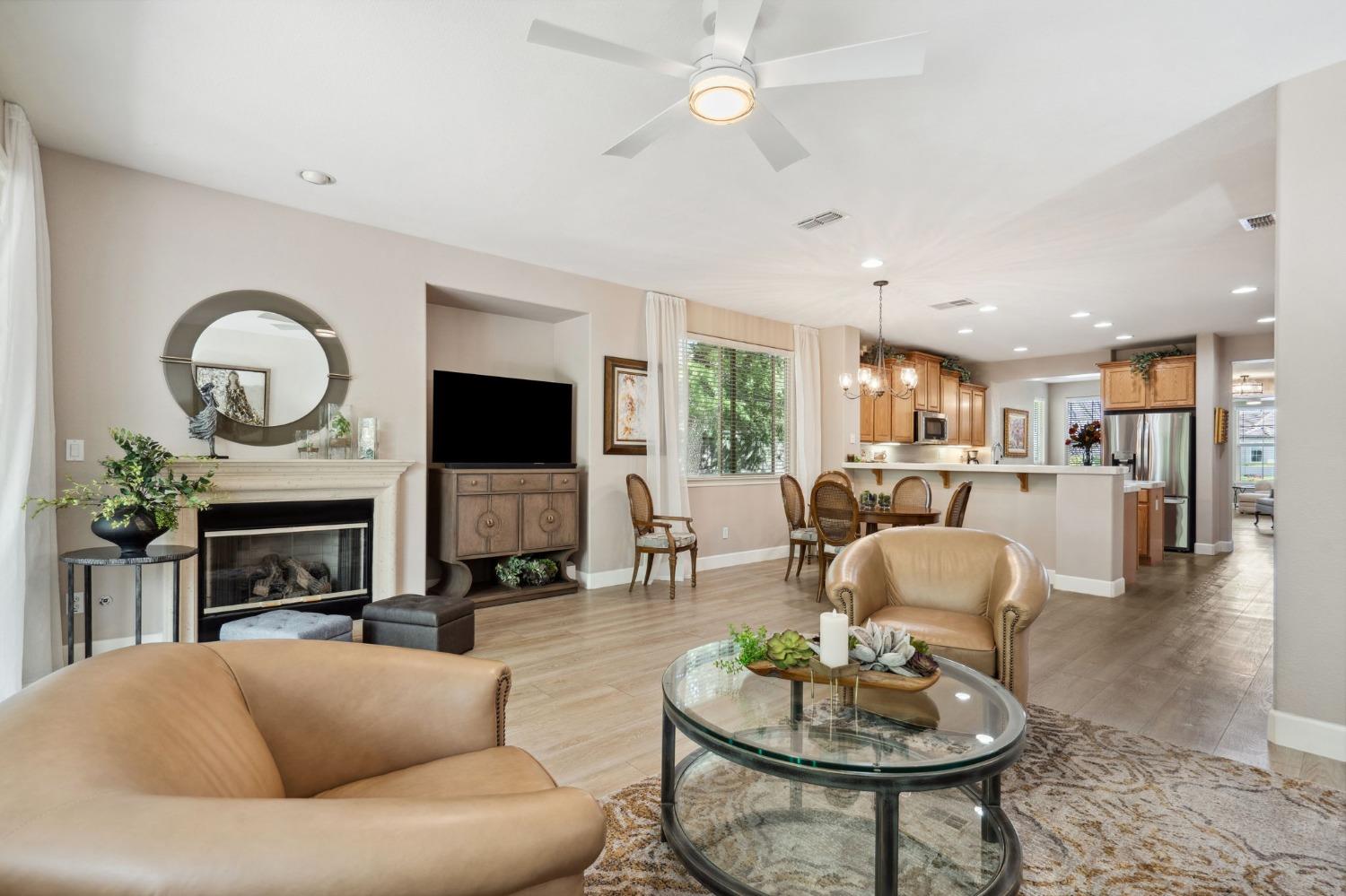 341 Perazul Circle