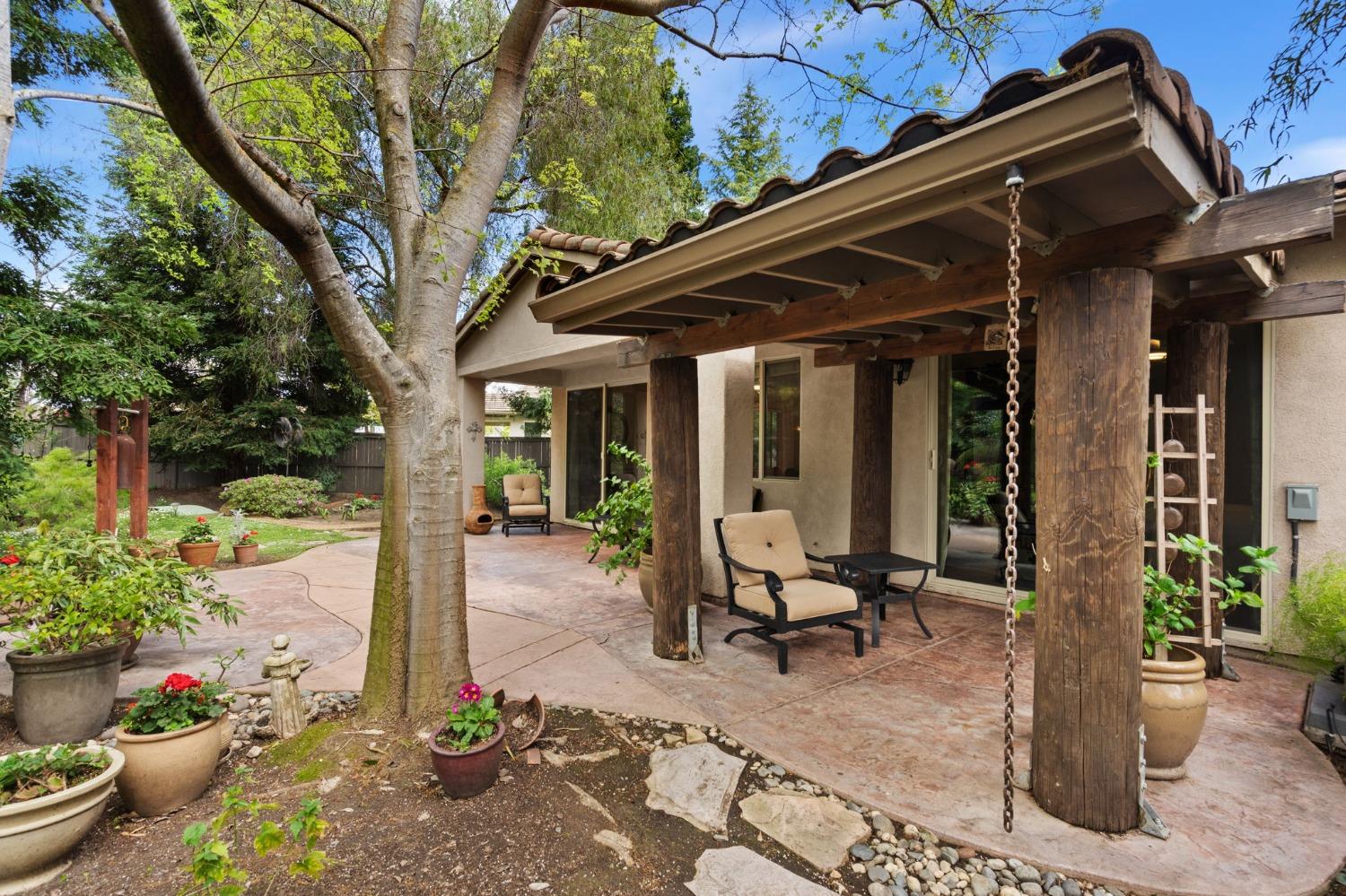 341 Perazul Circle