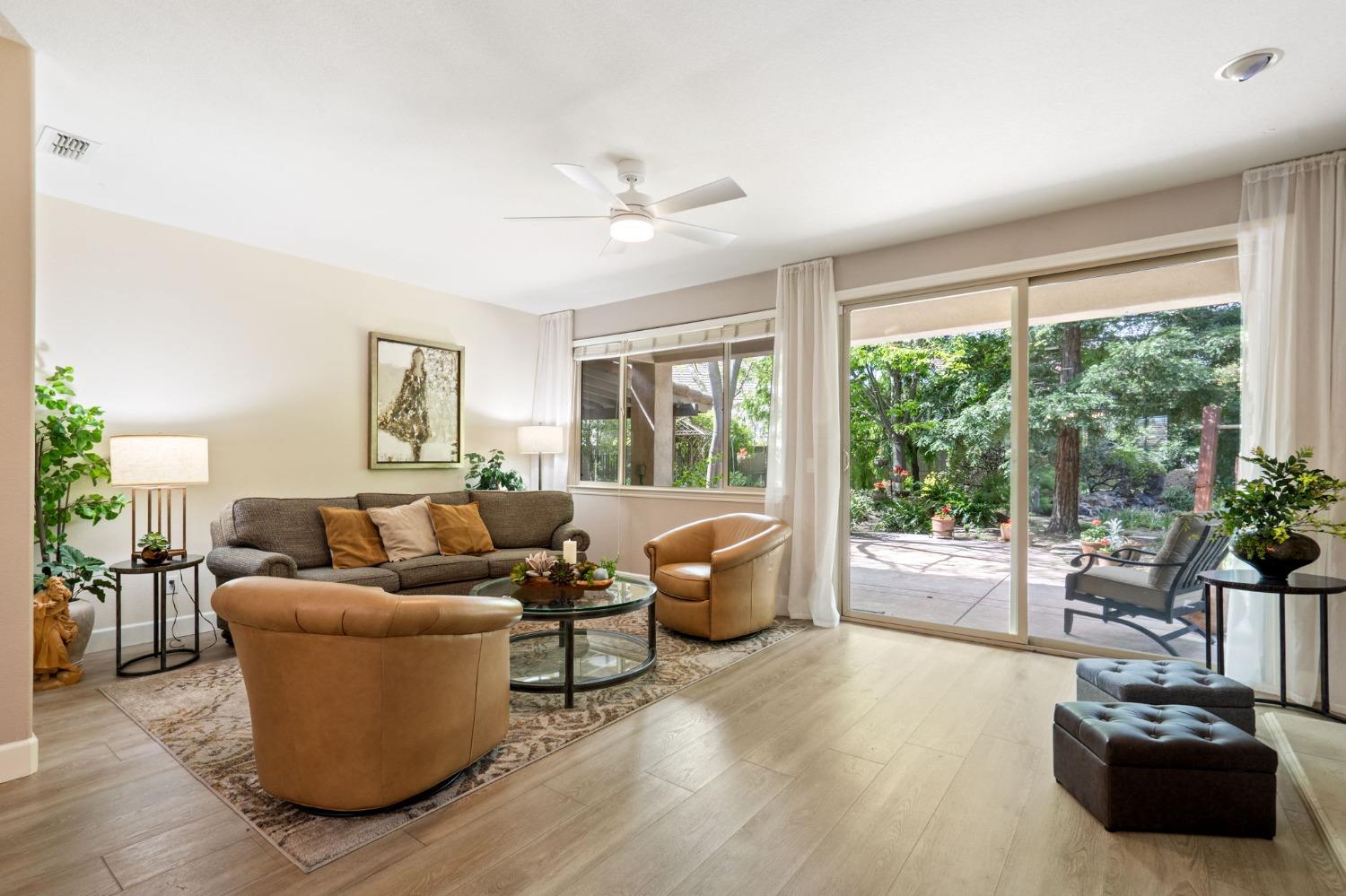 341 Perazul Circle