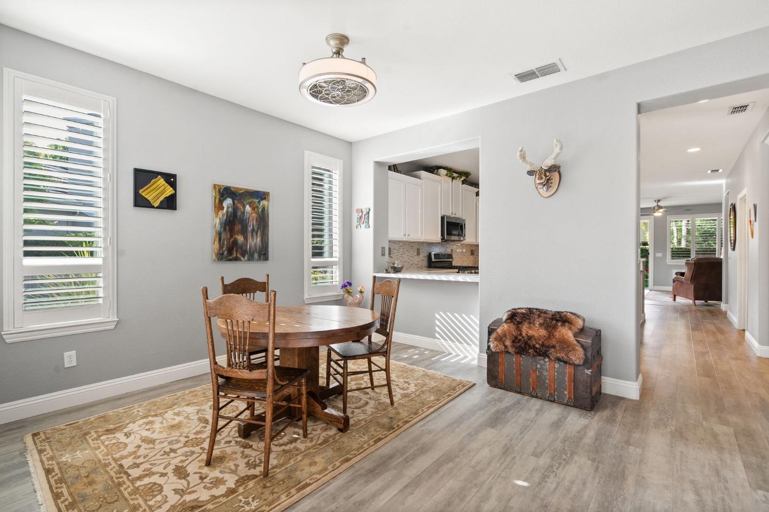 211 Perazul Circle