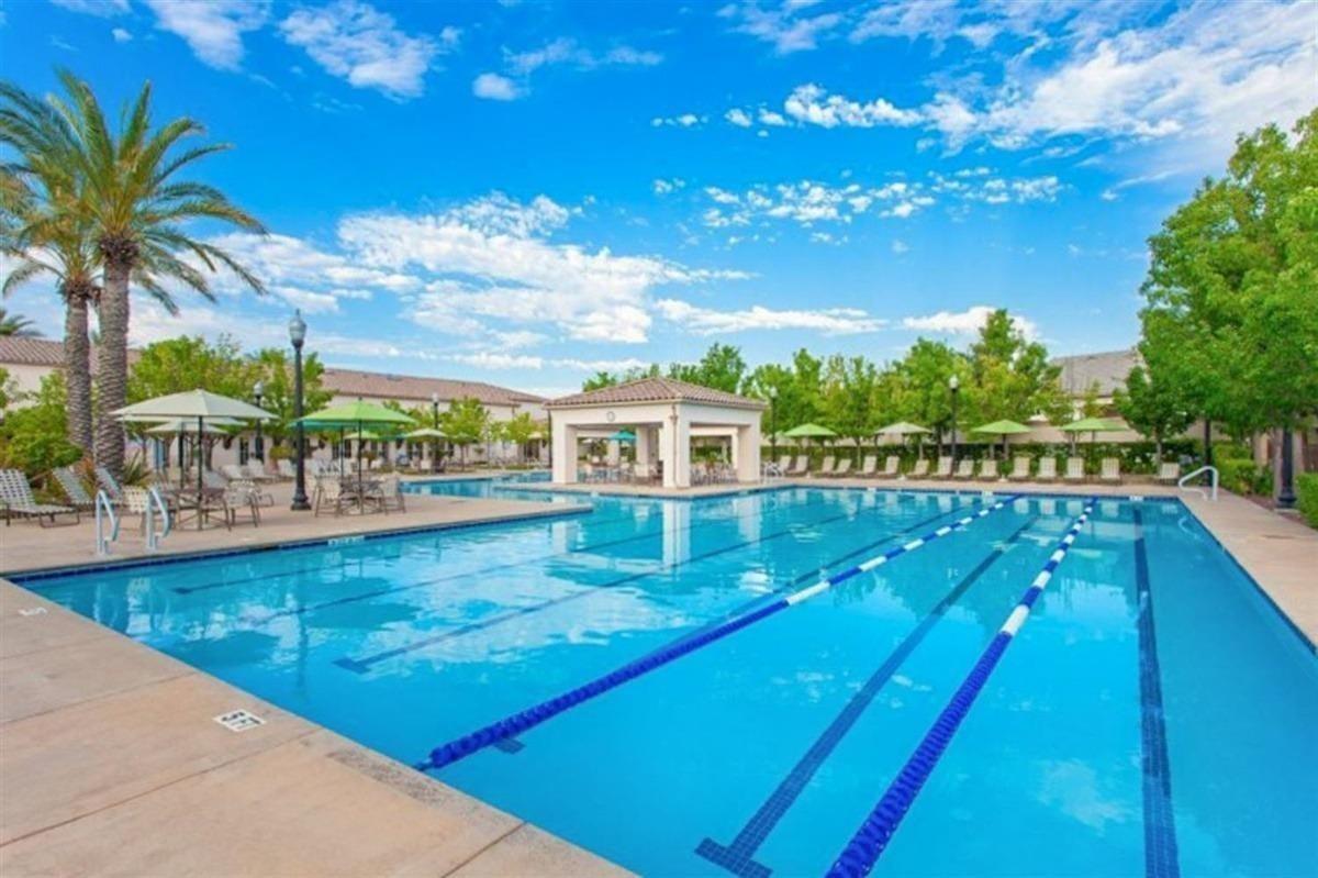 211 Perazul Circle