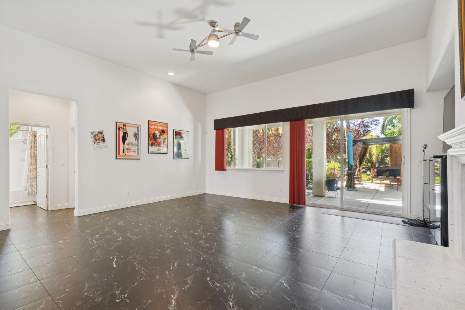 2832 Rockaway Lane