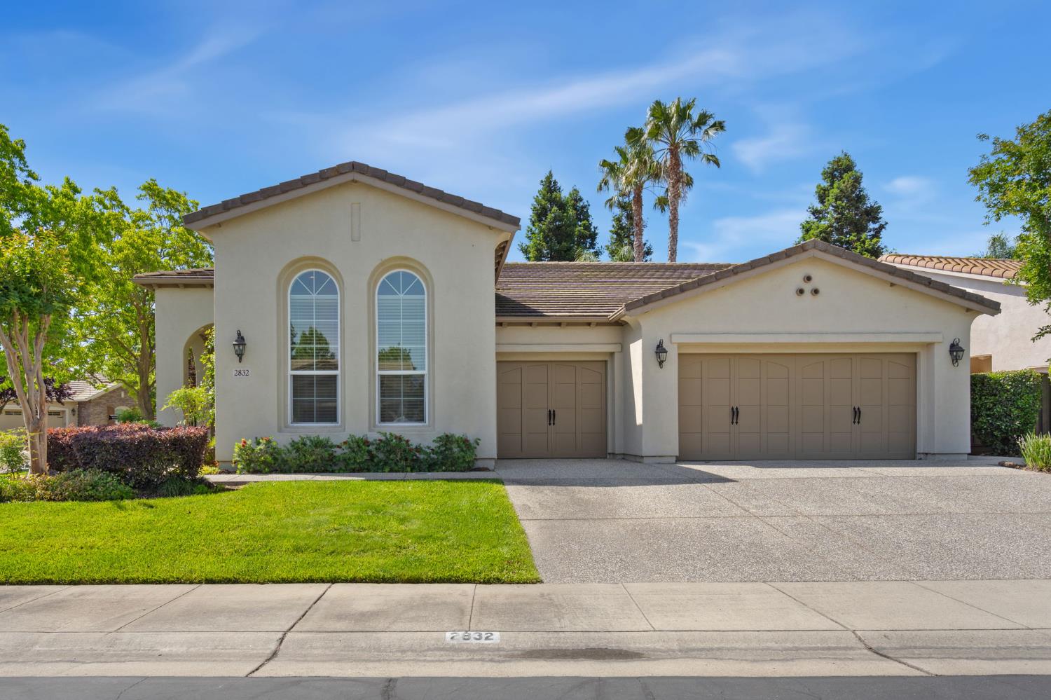 2832 Rockaway Lane
