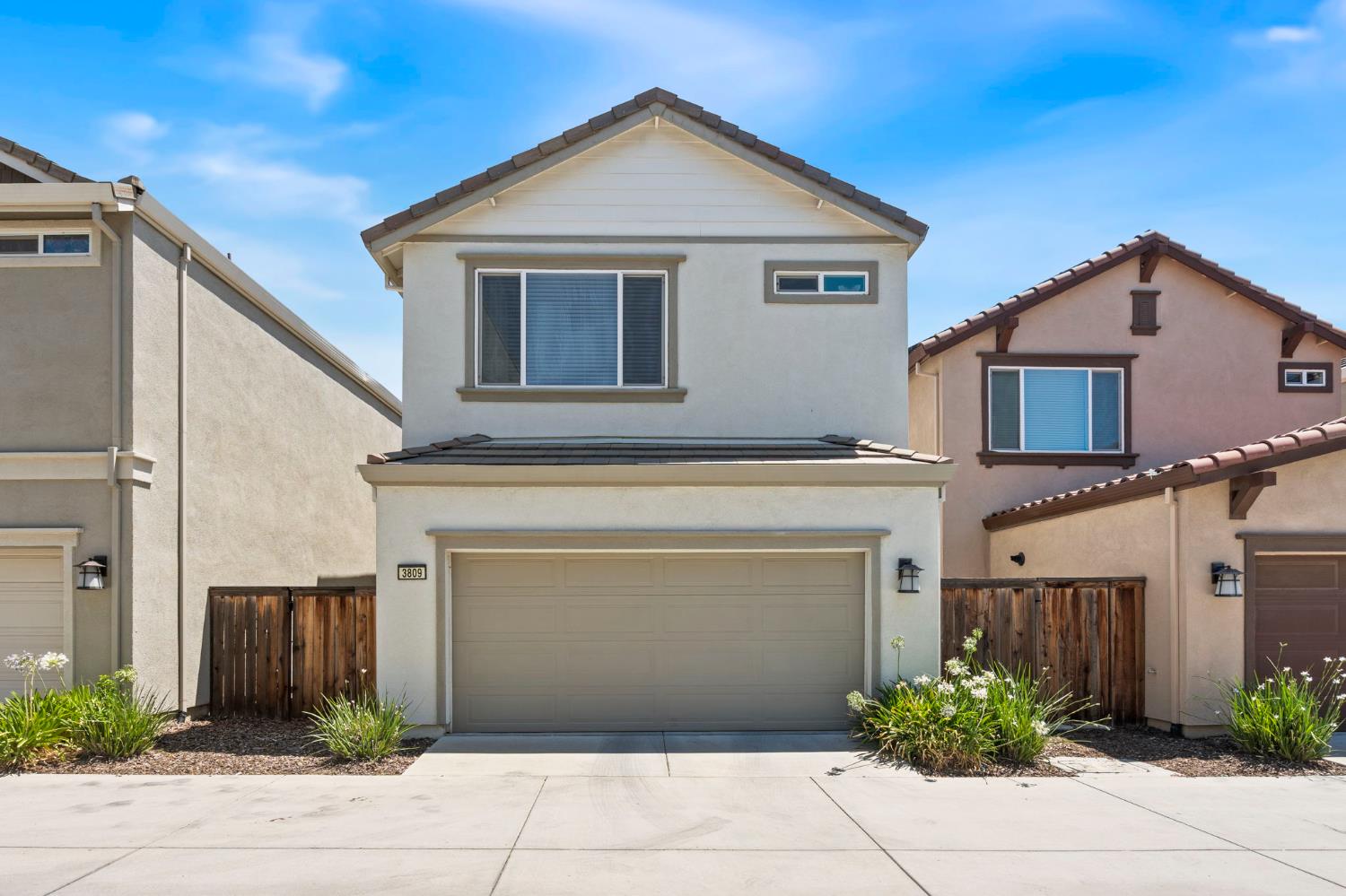 3809 Amelia Rose Way