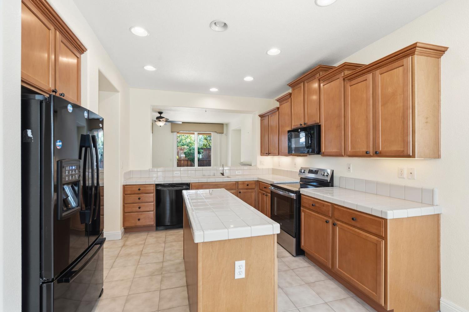 280 Perazul Circle