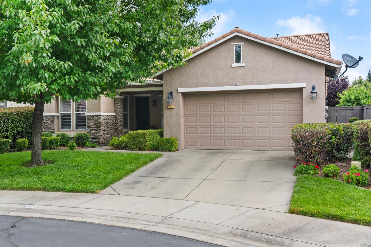 47 Camrosa Place