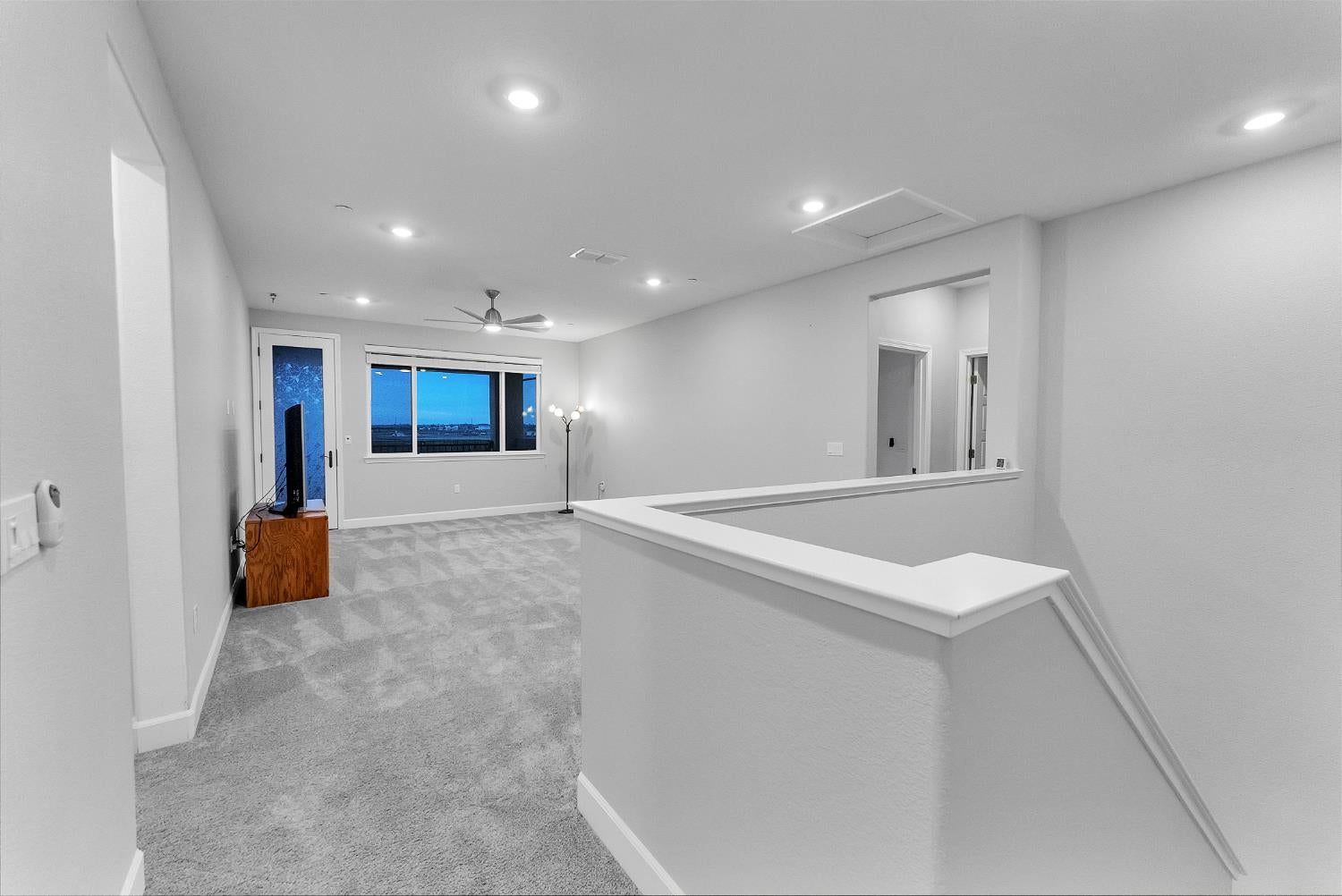 3912 Azul Way