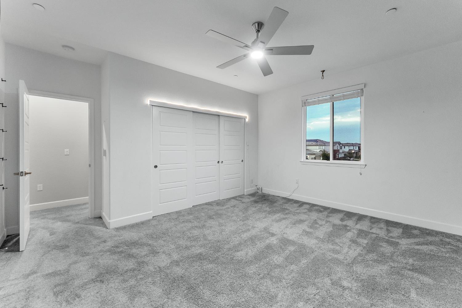 3912 Azul Way