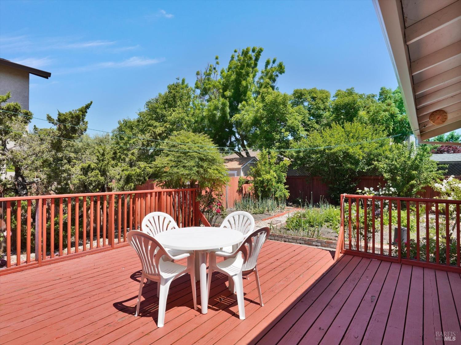 293 Redwood Circle