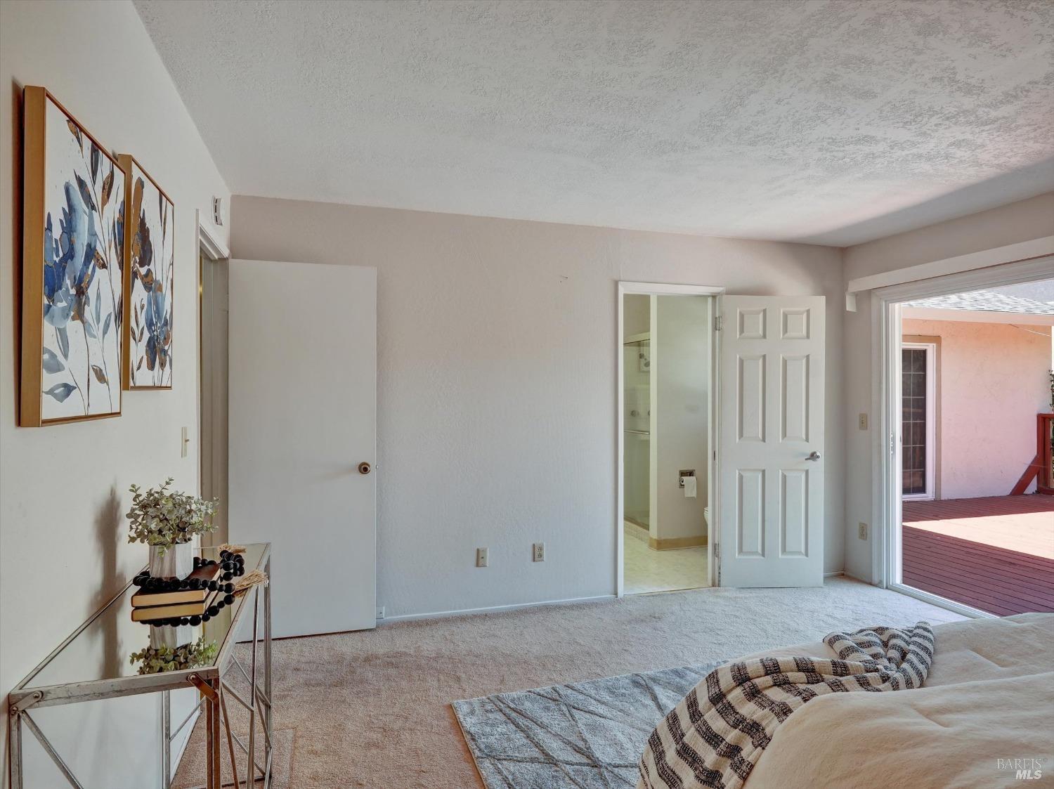 293 Redwood Circle