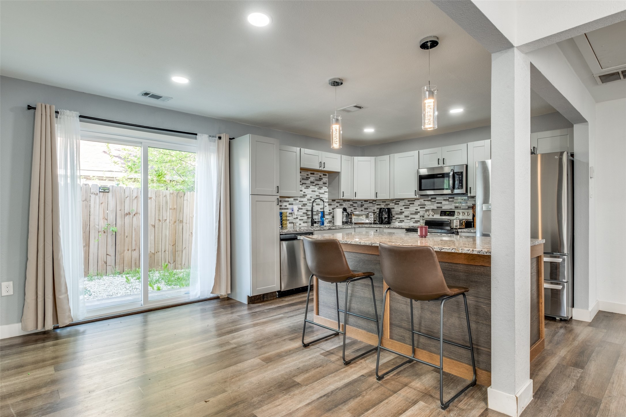 2511 Kingston Street