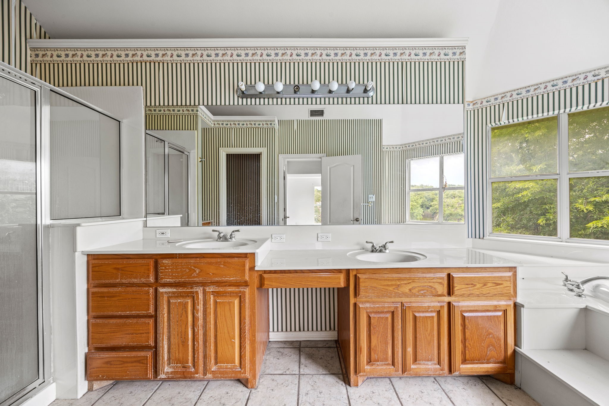 1808 W Eldorado Parkway