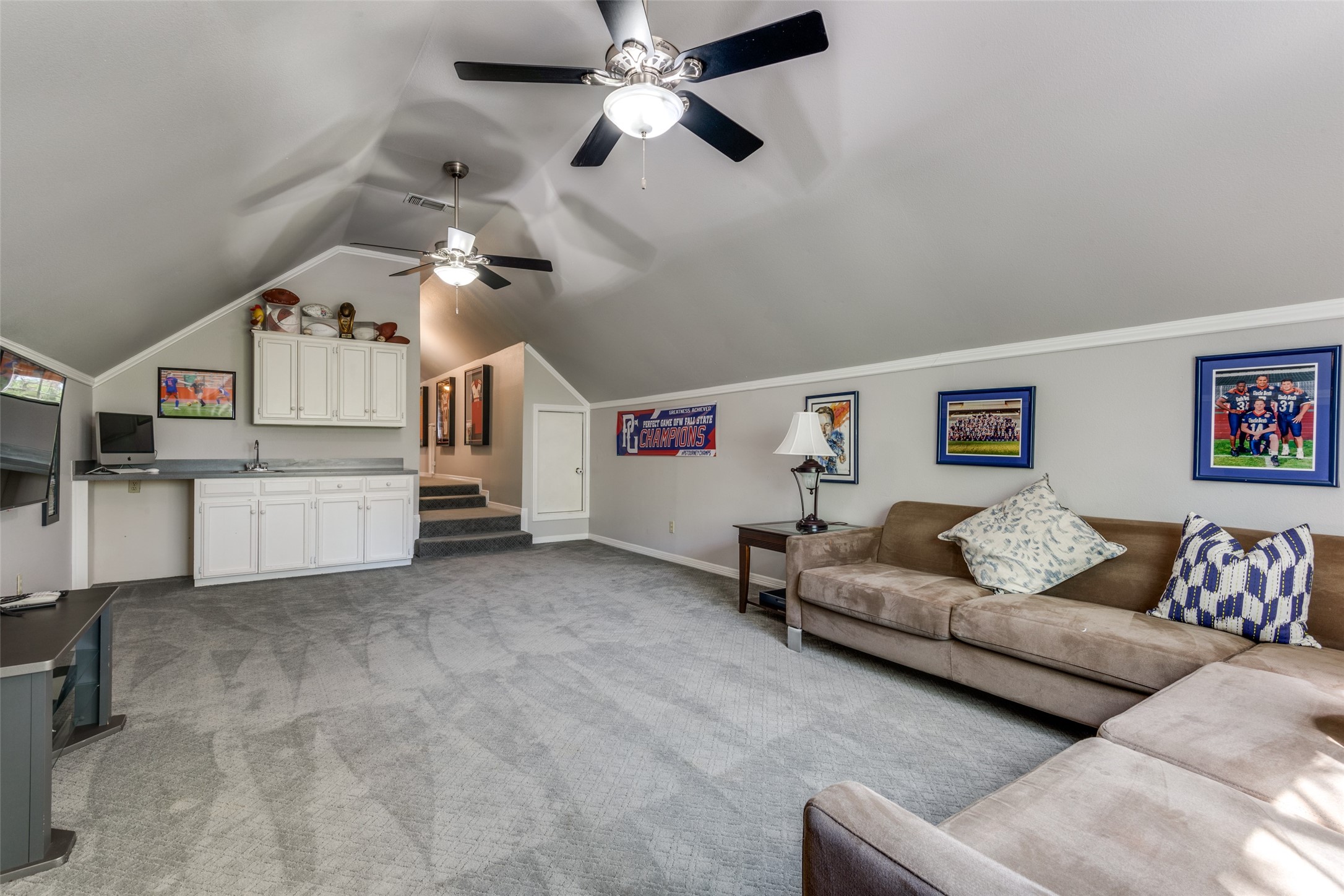 711 Majestic Oaks Drive